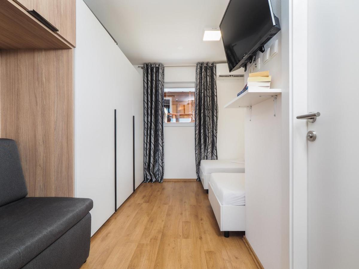 Mediteran Travel Mobile Homes Miran Pirovac Luaran gambar