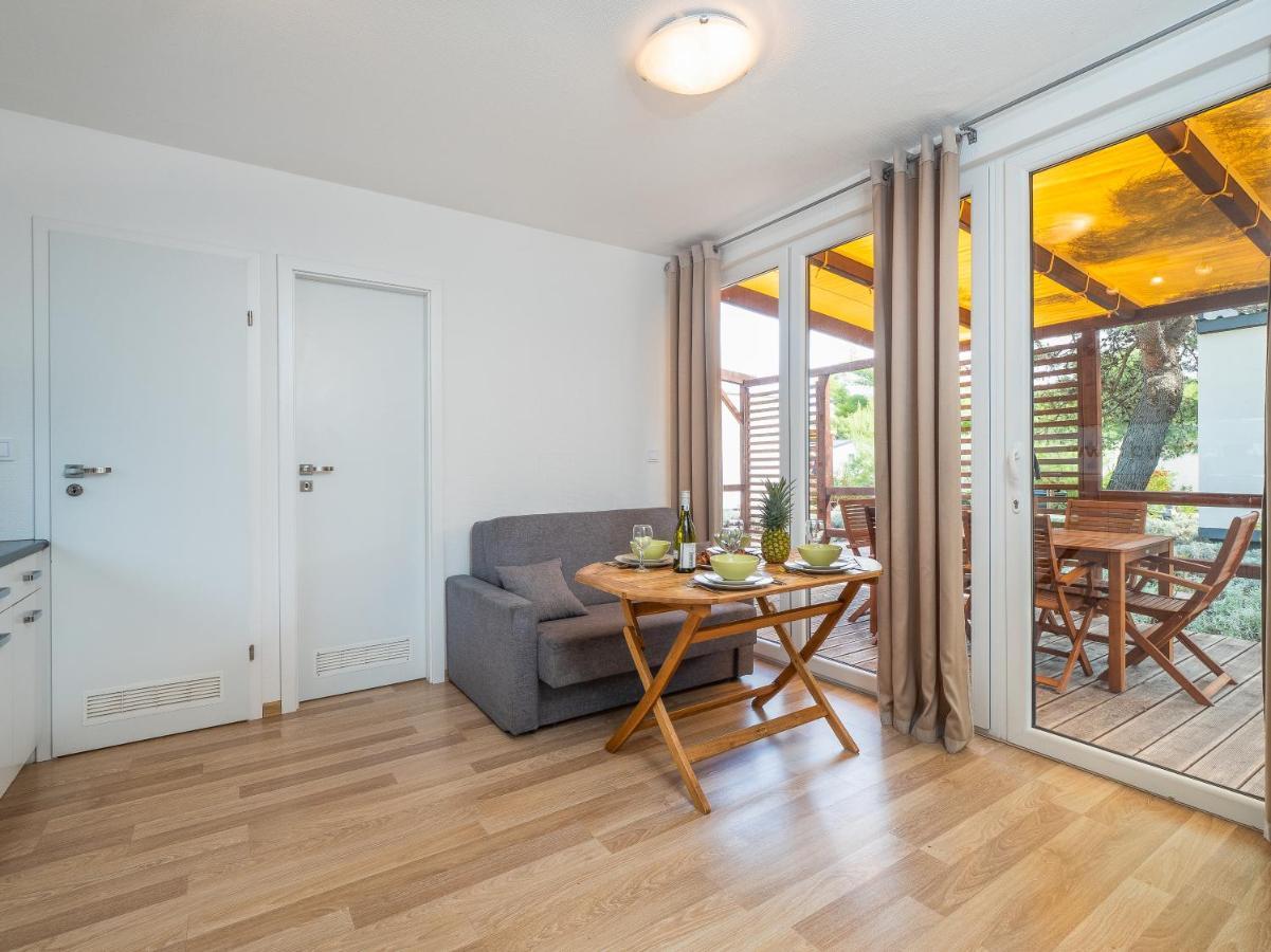 Mediteran Travel Mobile Homes Miran Pirovac Luaran gambar